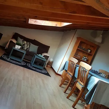 La Buhardilla Apartment *